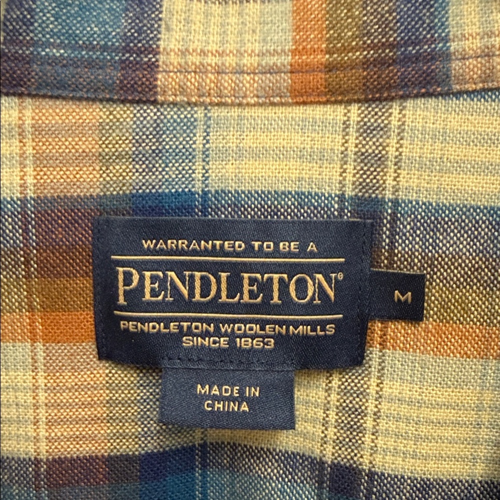 ✨ Pendleton Plaid Snap-Front Shirt | Men’s Medium | Excellent Condition ✨ - Picture 2 of 6